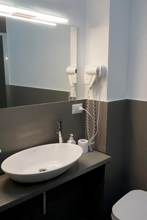 Re Di Smirne By Apulia Accommodation Bari Exterior foto
